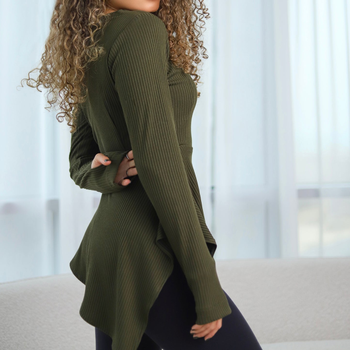 SIDE CUT TOP - KHAKI