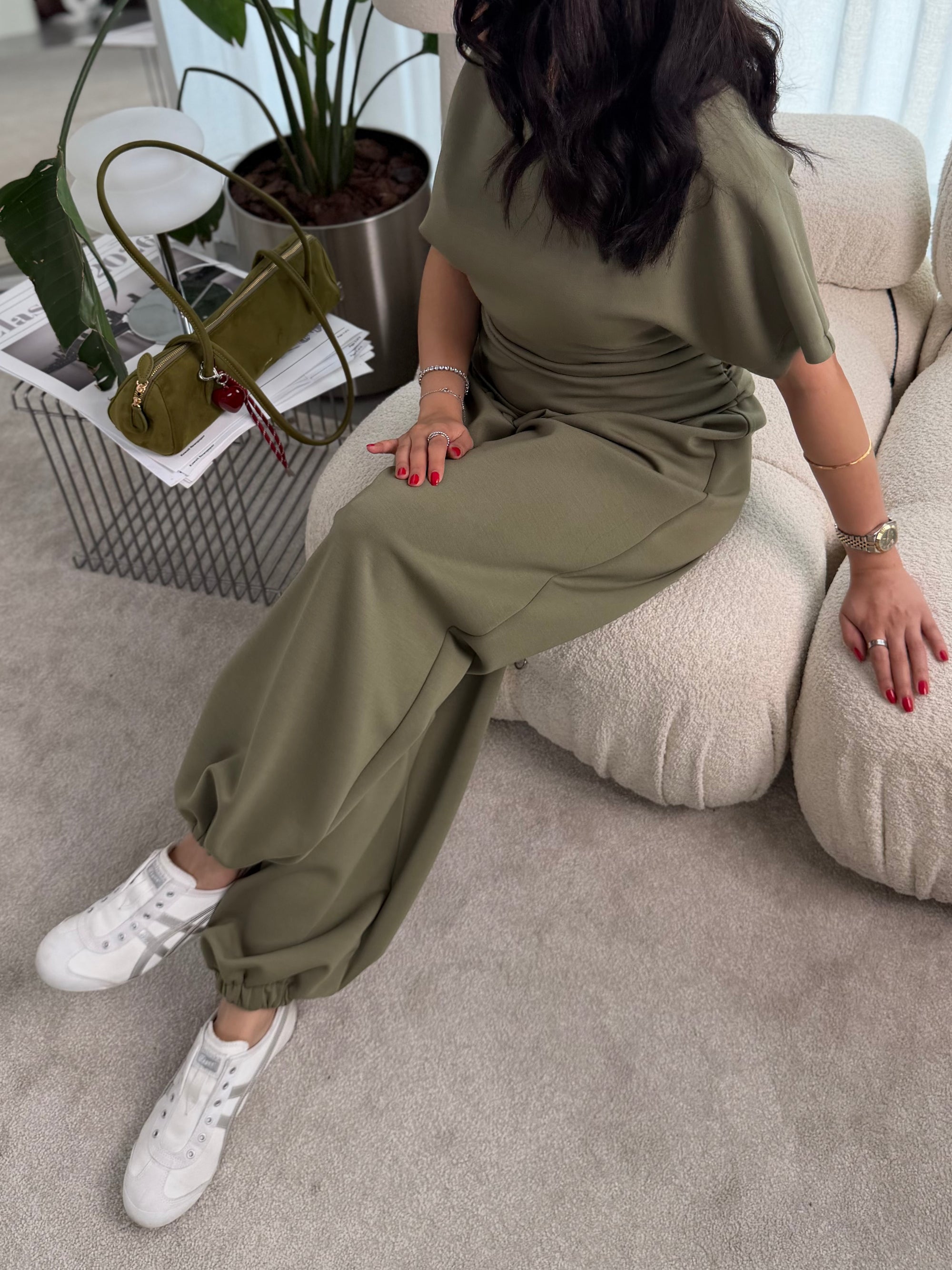 LOUNGE SET - OLIVE