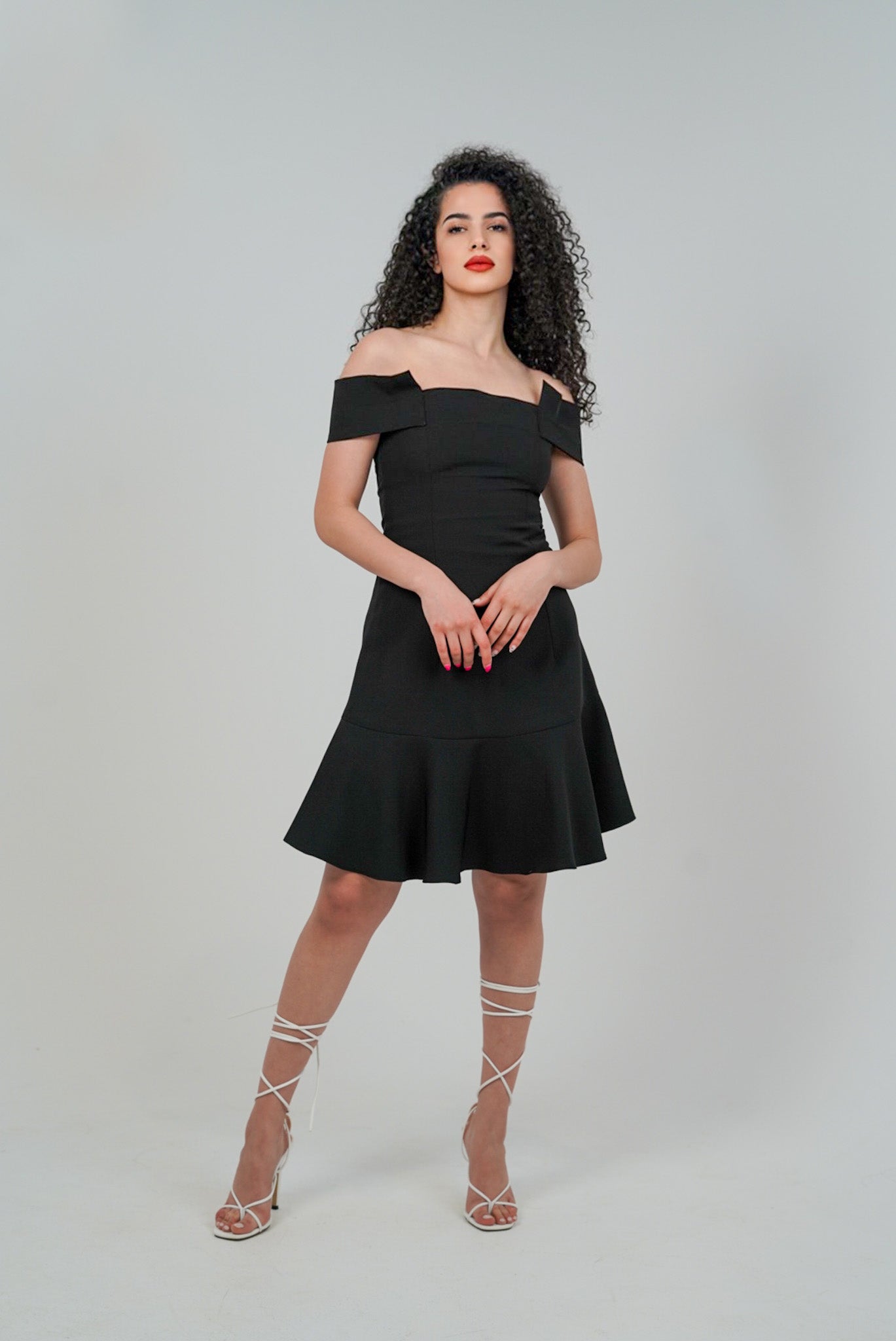 OFF-SHOULDER DRESS - BLACK